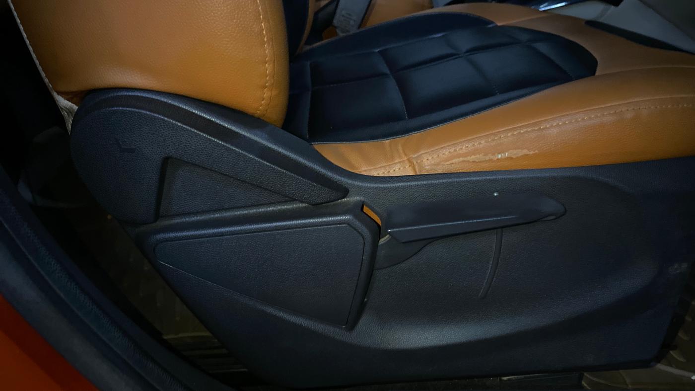 2014 Ford Ecosport TITANIUM 1.5L PETROL, Petrol, Manual, 82,635 km, Driver Side Adjustment Panel