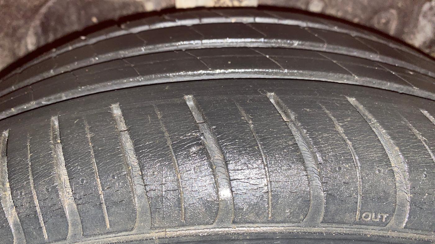 2014 Ford Ecosport TITANIUM 1.5L PETROL, Petrol, Manual, 82,635 km, Right Front Tyre Tread