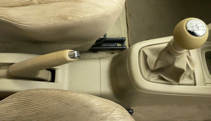 2014 Maruti Ertiga VXI, Petrol, Manual, 37,298 km, Gear Lever