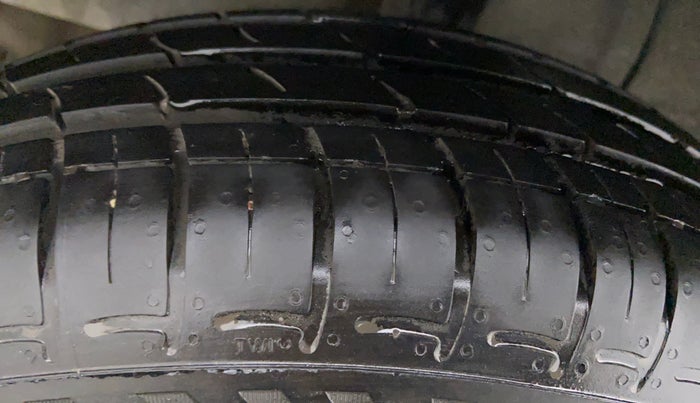 2022 Hyundai GRAND I10 NIOS SPORTZ CNG MT, CNG, Manual, 1,356 km, Left Rear Tyre Tread