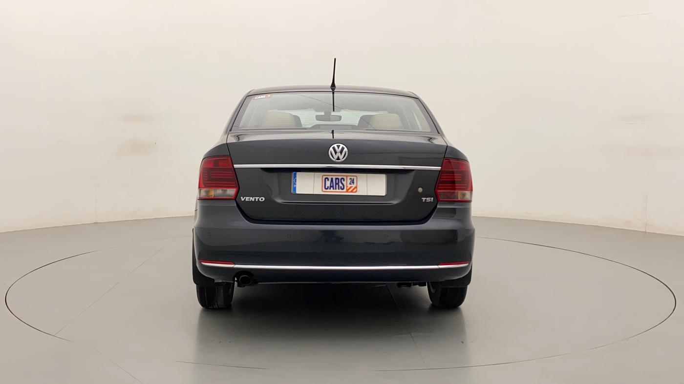 2016 Volkswagen Vento HIGHLINE PETROL AT, Petrol, Automatic, 72,489 km, Back/Rear