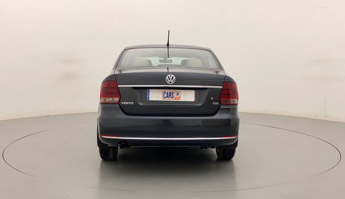 2016 Volkswagen Vento HIGHLINE PETROL AT, Petrol, Automatic, 72,489 km, Back/Rear