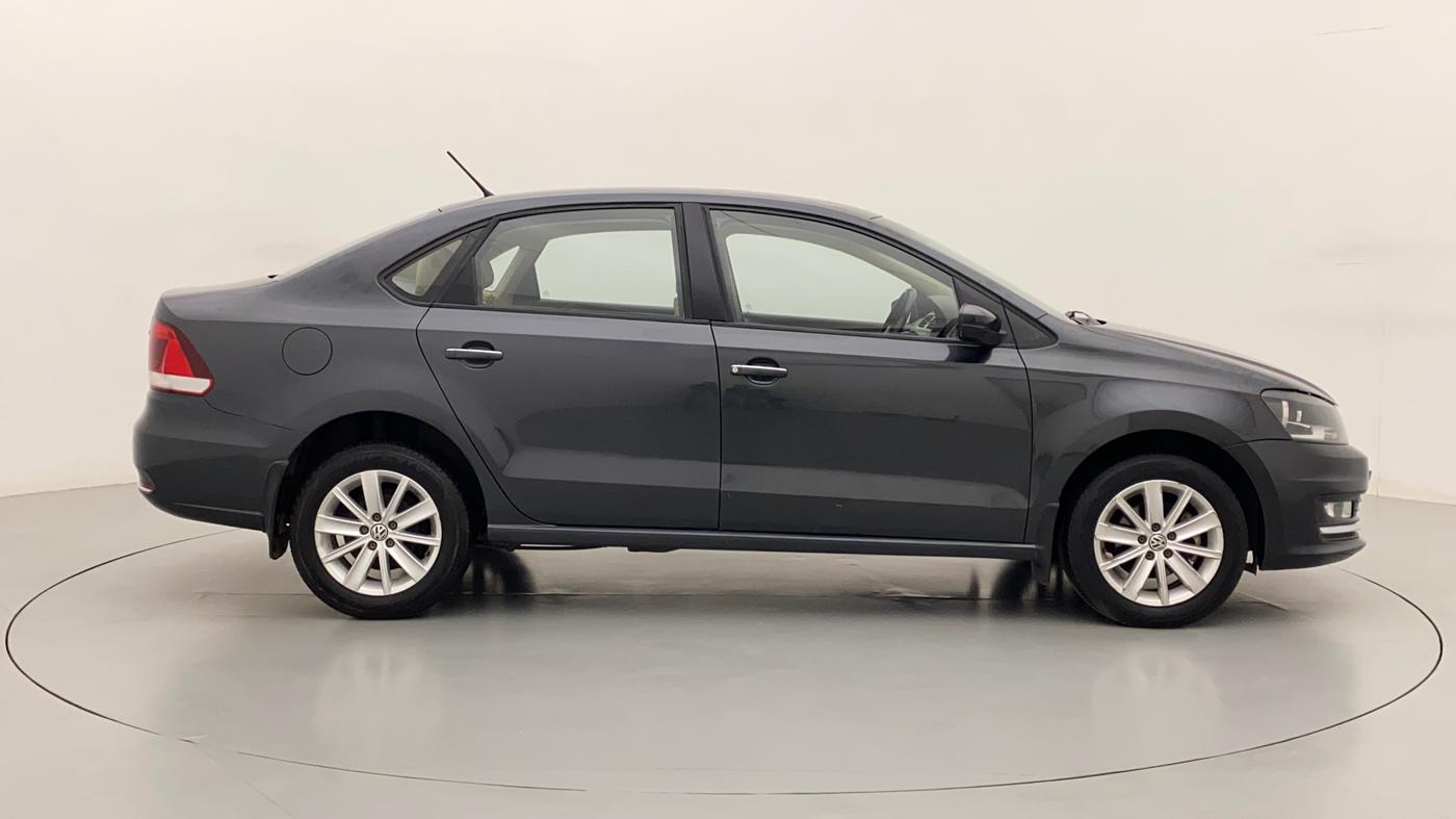 2016 Volkswagen Vento HIGHLINE PETROL AT, Petrol, Automatic, 72,489 km, Right Side View