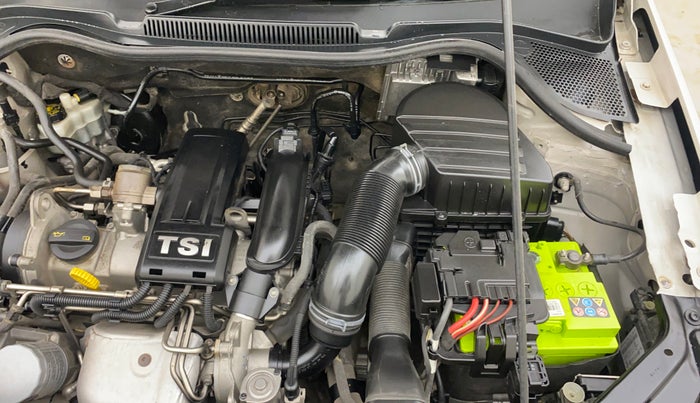 2018 Volkswagen Vento HIGHLINE PLUS 1.2 AT 16 ALLOY, Petrol, Automatic, 67,028 km, Engine View - Left