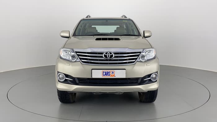 2015 Toyota Fortuner 3.0 AT 4X2, Diesel, Automatic, 90,167 km, Front