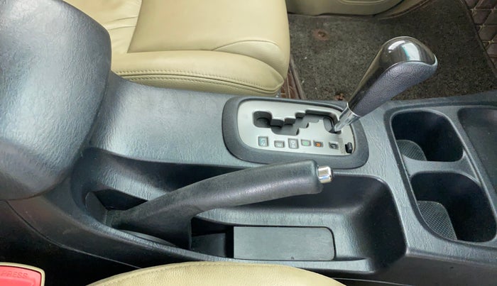 2015 Toyota Fortuner 3.0 AT 4X2, Diesel, Automatic, 90,167 km, Gear Lever