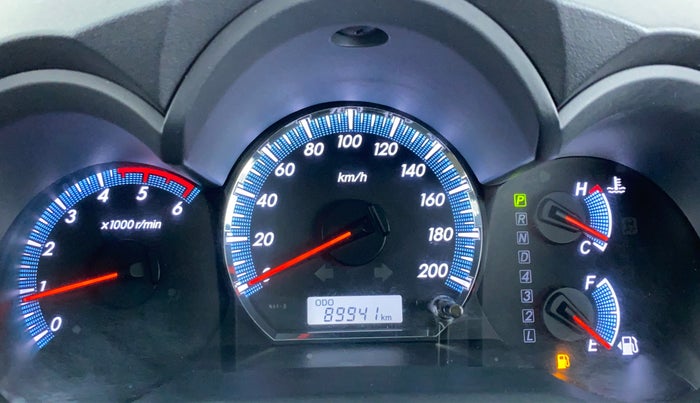 2015 Toyota Fortuner 3.0 AT 4X2, Diesel, Automatic, 90,167 km, Odometer Image