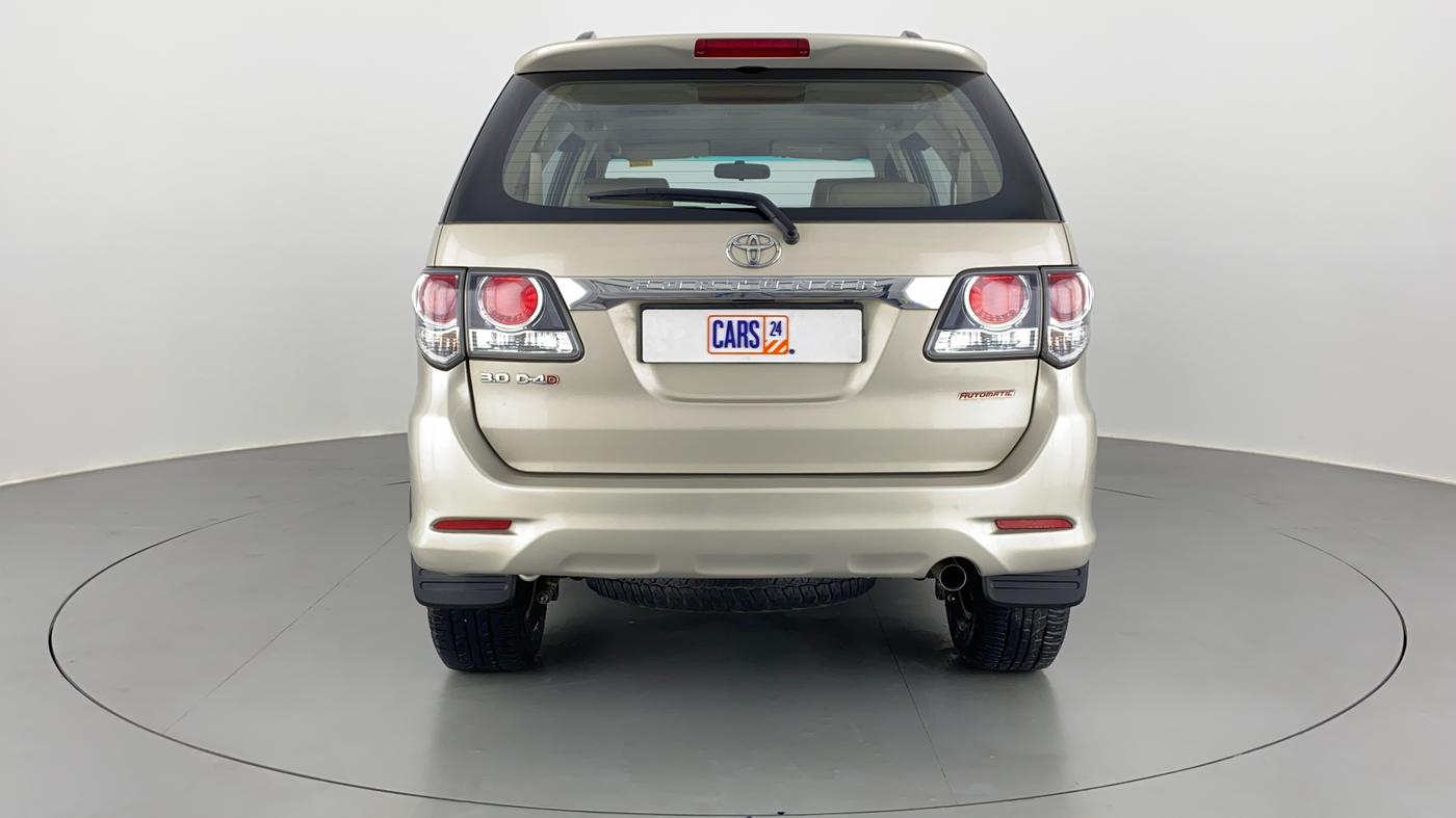 2015 Toyota Fortuner 3.0 AT 4X2, Diesel, Automatic, 90,167 km, Back/Rear