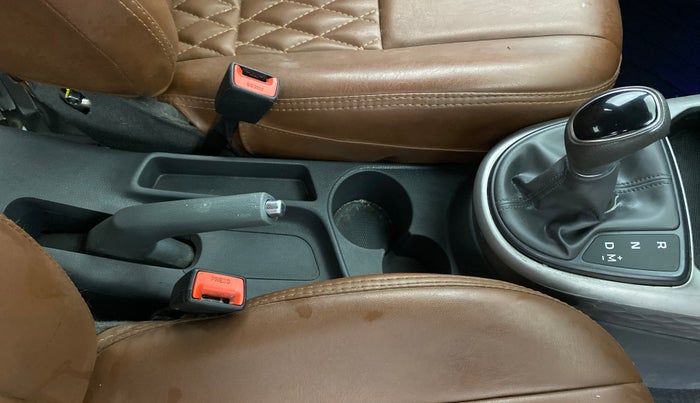 2023 Hyundai GRAND I10 NIOS ASTA AMT 1.2 KAPPA VTVT, Petrol, Automatic, 54,392 km, Gear Lever