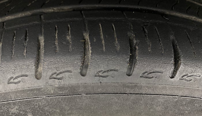 2023 Hyundai GRAND I10 NIOS ASTA AMT 1.2 KAPPA VTVT, Petrol, Automatic, 54,392 km, Left Front Tyre Tread