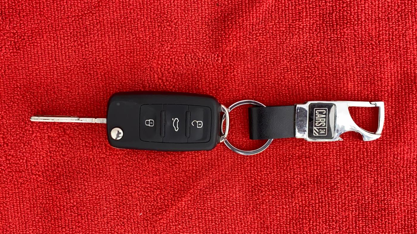 2016 Skoda Rapid Style 1.5 TDI AT, Diesel, Automatic, Key Close Up