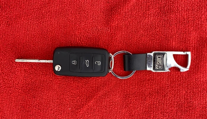 2016 Skoda Rapid Style 1.5 TDI AT, Diesel, Automatic, Key Close Up