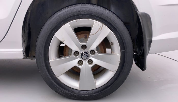 2016 Skoda Rapid Style 1.5 TDI AT, Diesel, Automatic, Left Rear Wheel