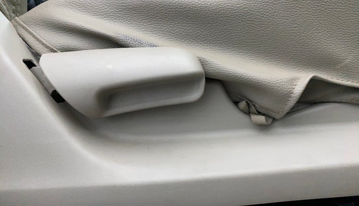 2017 Maruti Celerio ZXI, Petrol, Manual, 30,279 km, Driver Side Adjustment Panel