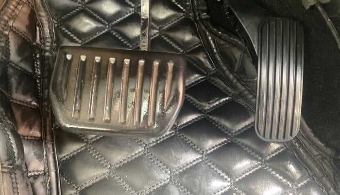 2021 Tata Safari XZA PLUS, Diesel, Automatic, 74,275 km, Pedals