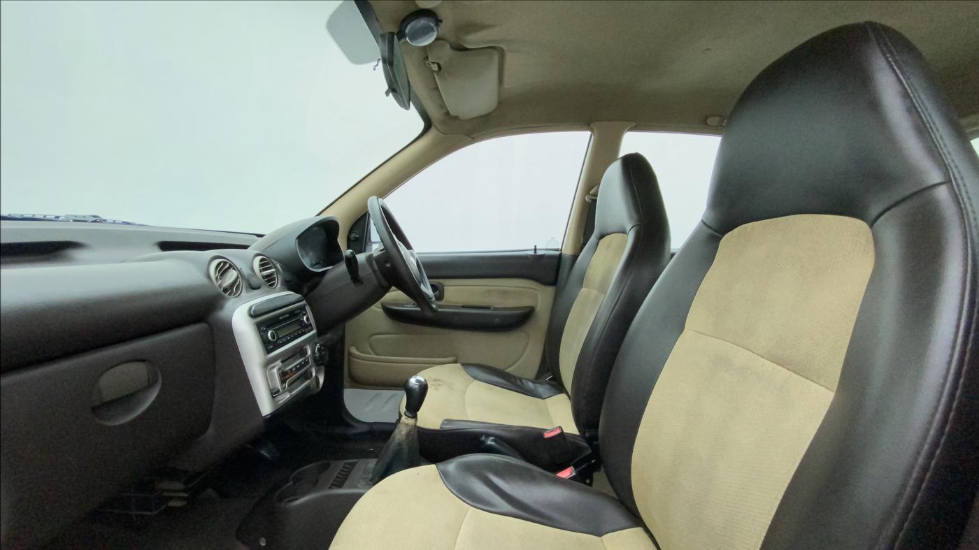 2013 Hyundai Santro Xing GLS PLUS AUDIO, Petrol, Manual, 1,06,503 km, Right Side Front Door Cabin