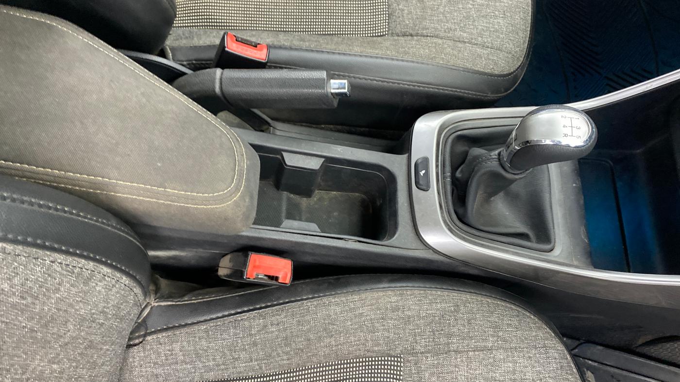 2021 Tata ALTROZ XZ PETROL, Petrol, Manual, 86,265 km, Gear Lever