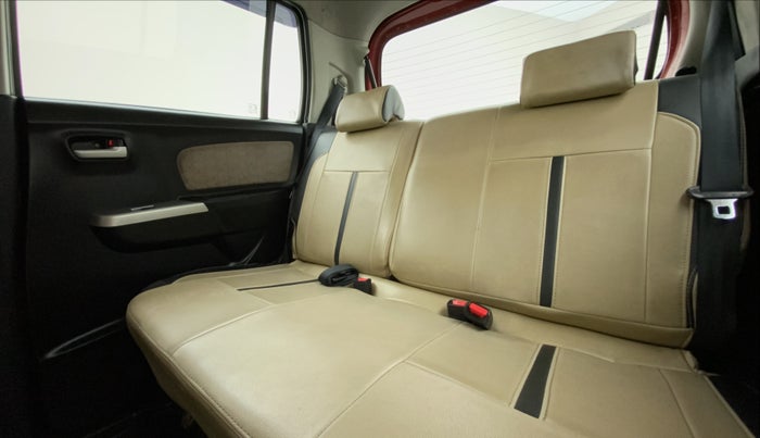 2015 Maruti Wagon R 1.0 VXI, Petrol, Manual, 28,725 km, Right Side Rear Door Cabin