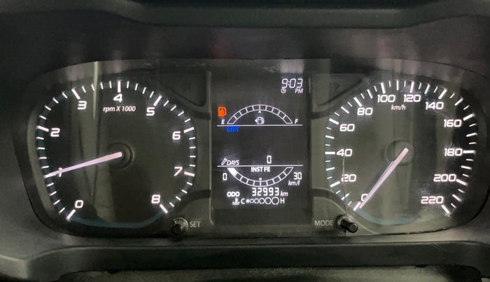 2022 Tata ALTROZ XZ PETROL, Petrol, Manual, 32,969 km, Odometer Image