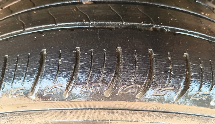 2021 Tata ALTROZ XM PLUS PETROL, Petrol, Manual, 39,348 km, Left Rear Tyre Tread
