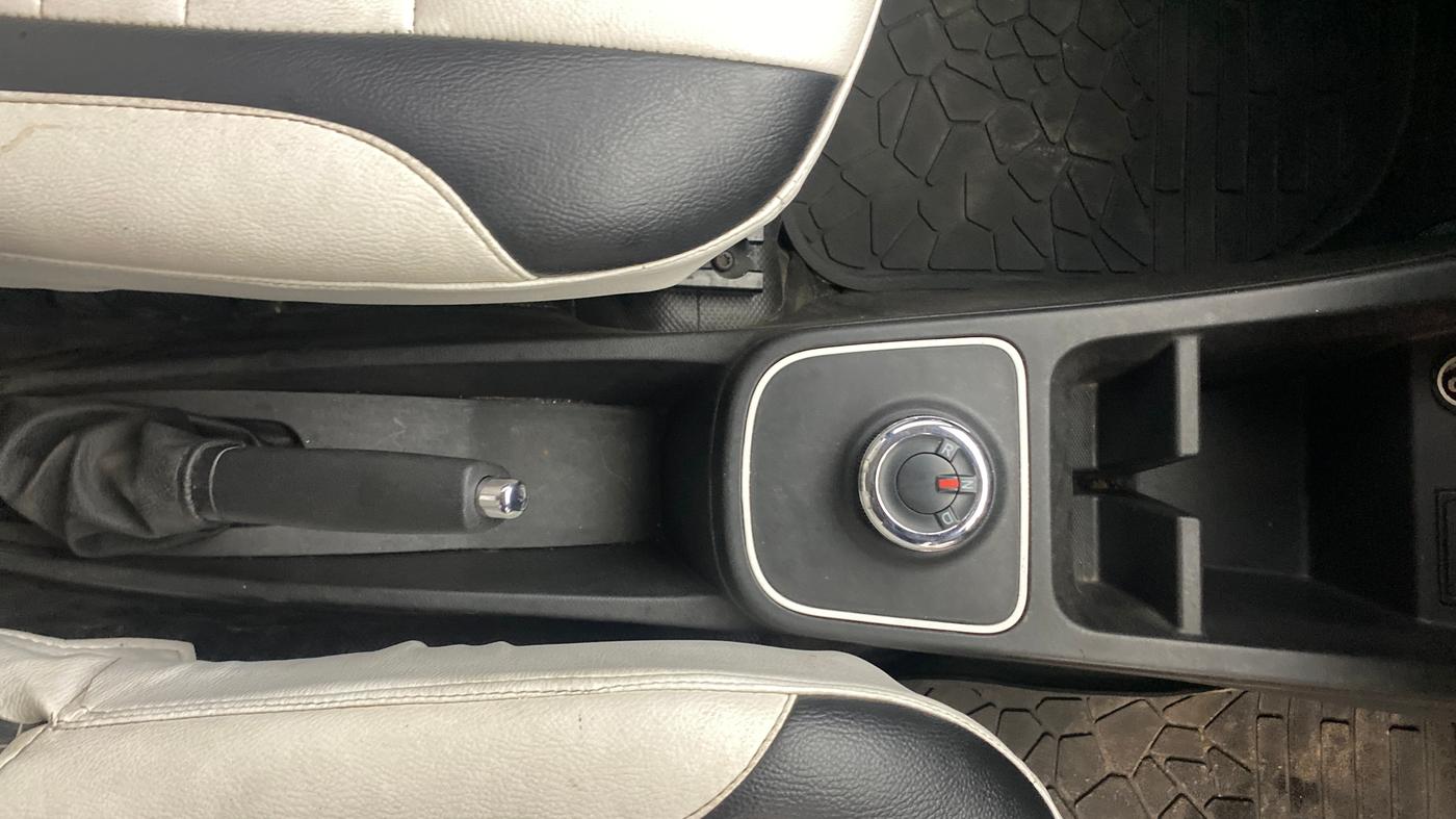 2023 Renault Kwid CLIMBER Urban Night Limited Edition AMT, Petrol, Automatic, 41,976 km, Gear Lever