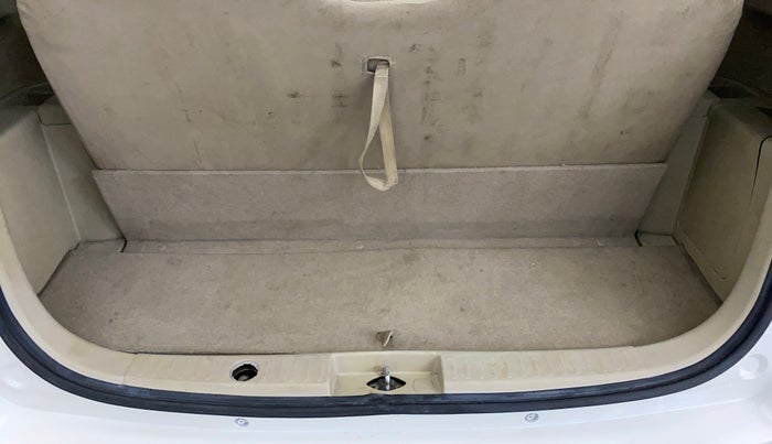 2015 Maruti Ertiga VXI, Petrol, Manual, 57,442 km, Boot Inside