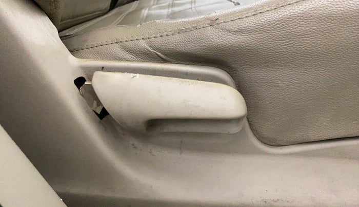 2015 Maruti Ertiga VXI, Petrol, Manual, 57,442 km, Driver Side Adjustment Panel