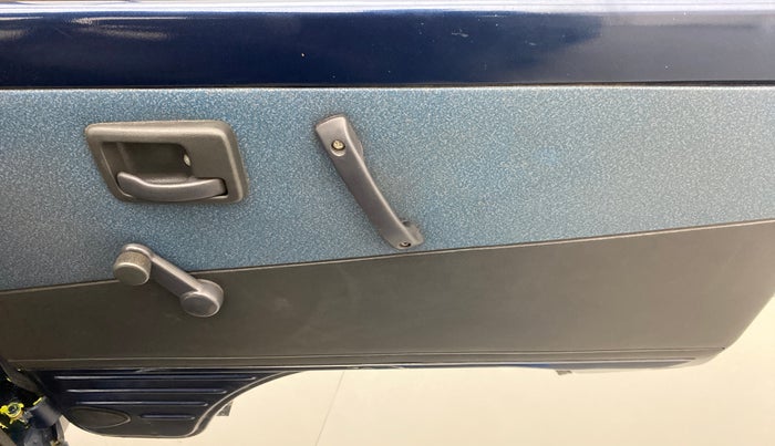 2014 Maruti OMNI E 8 STR, Petrol, Manual, 16,502 km, Driver Side Door Panels Control