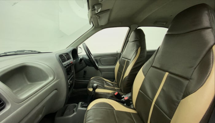 2011 Maruti Alto K10 LXI, Petrol, Manual, 49,658 km, Right Side Front Door Cabin