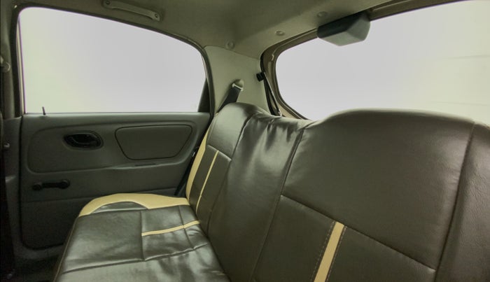 2011 Maruti Alto K10 LXI, Petrol, Manual, 49,658 km, Right Side Rear Door Cabin