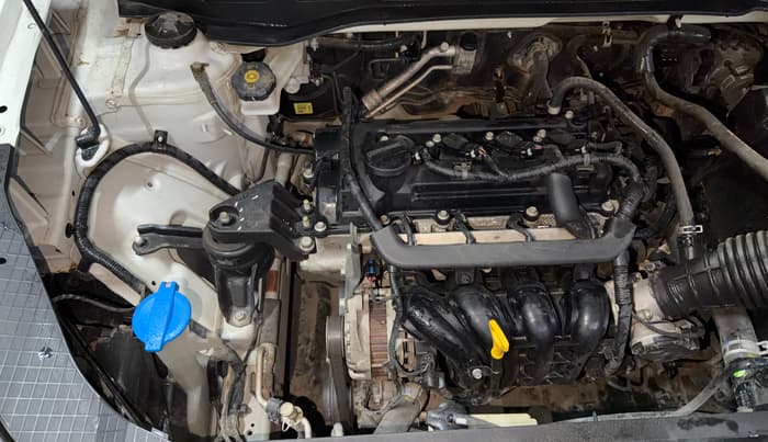 2020 Hyundai VENUE S 1.2, Petrol, Manual, 35,081 km, Engine View - Right