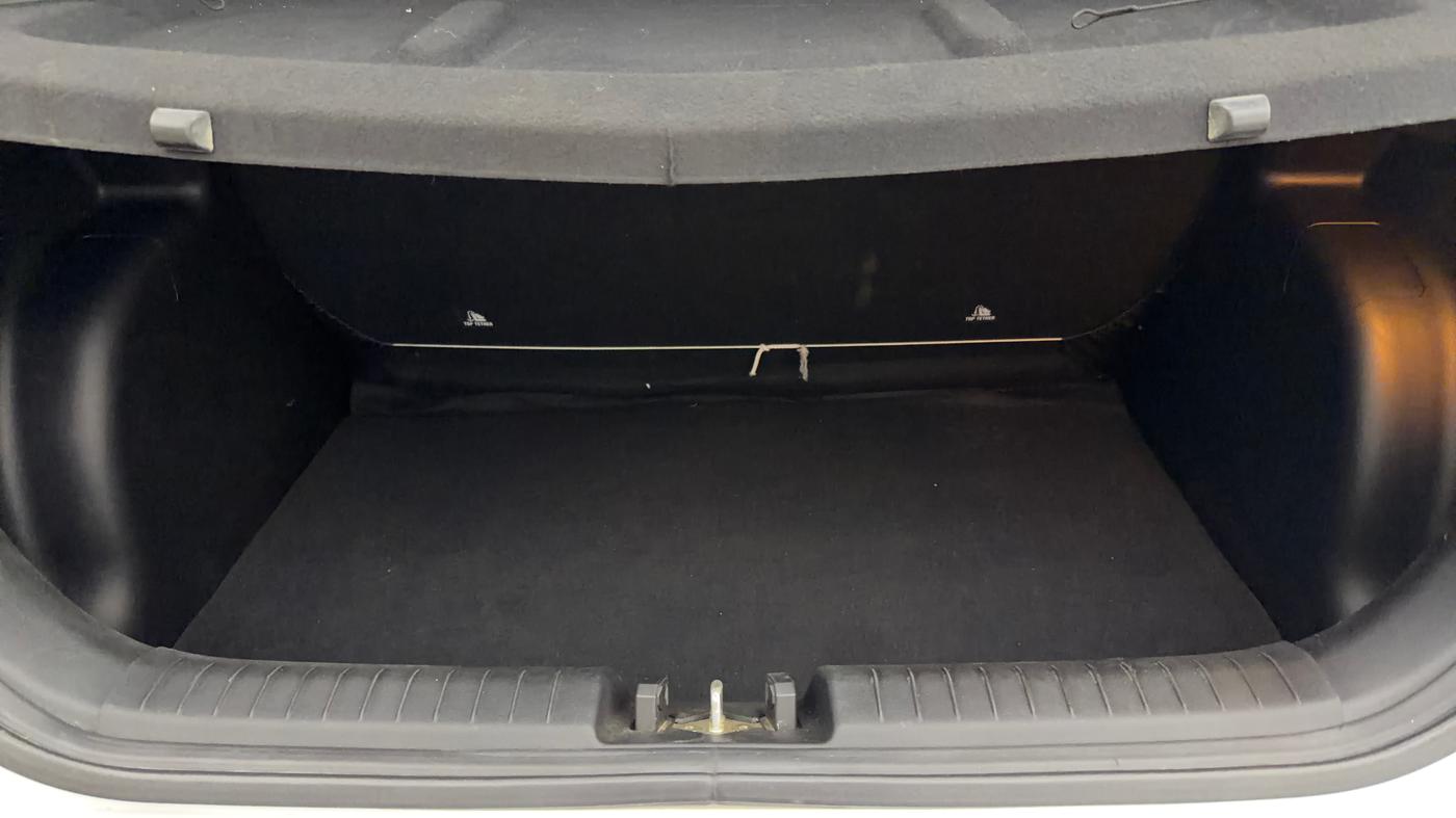 2020 Hyundai VENUE S 1.2, Petrol, Manual, 35,126 km, Boot Inside