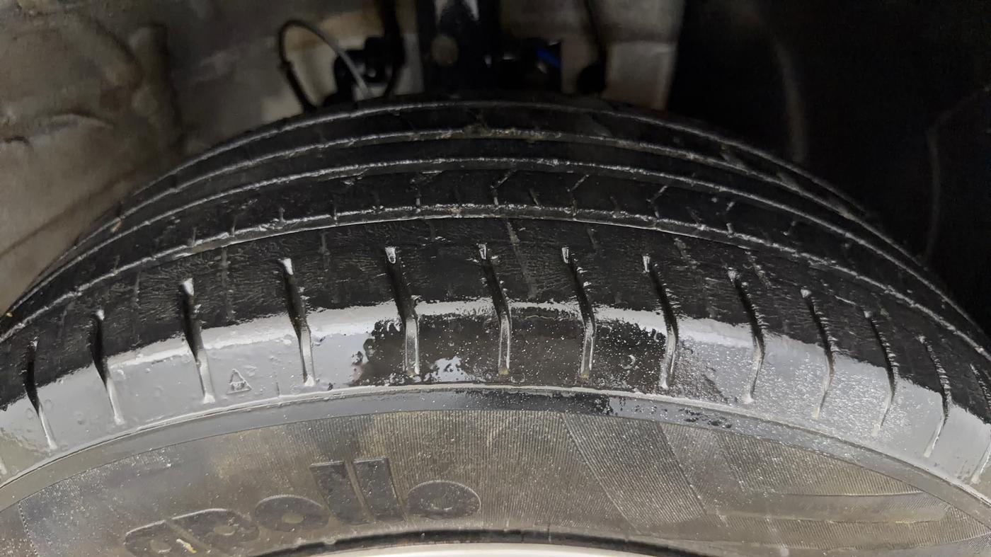 2020 Hyundai VENUE S 1.2, Petrol, Manual, 35,126 km, Right Front Tyre Tread