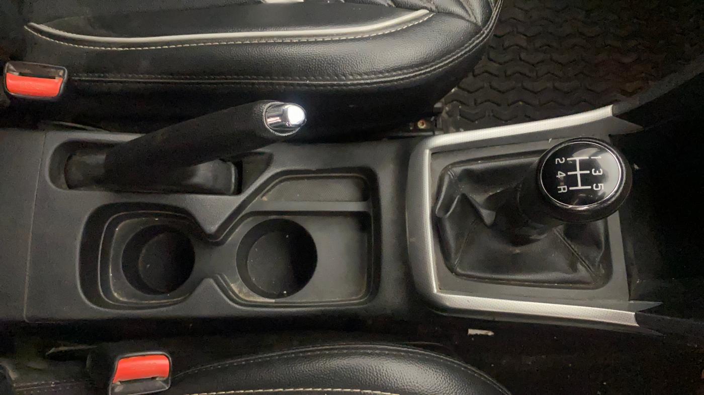 2021 Maruti Vitara Brezza VXI, Petrol, Manual, 31,712 km, Gear Lever