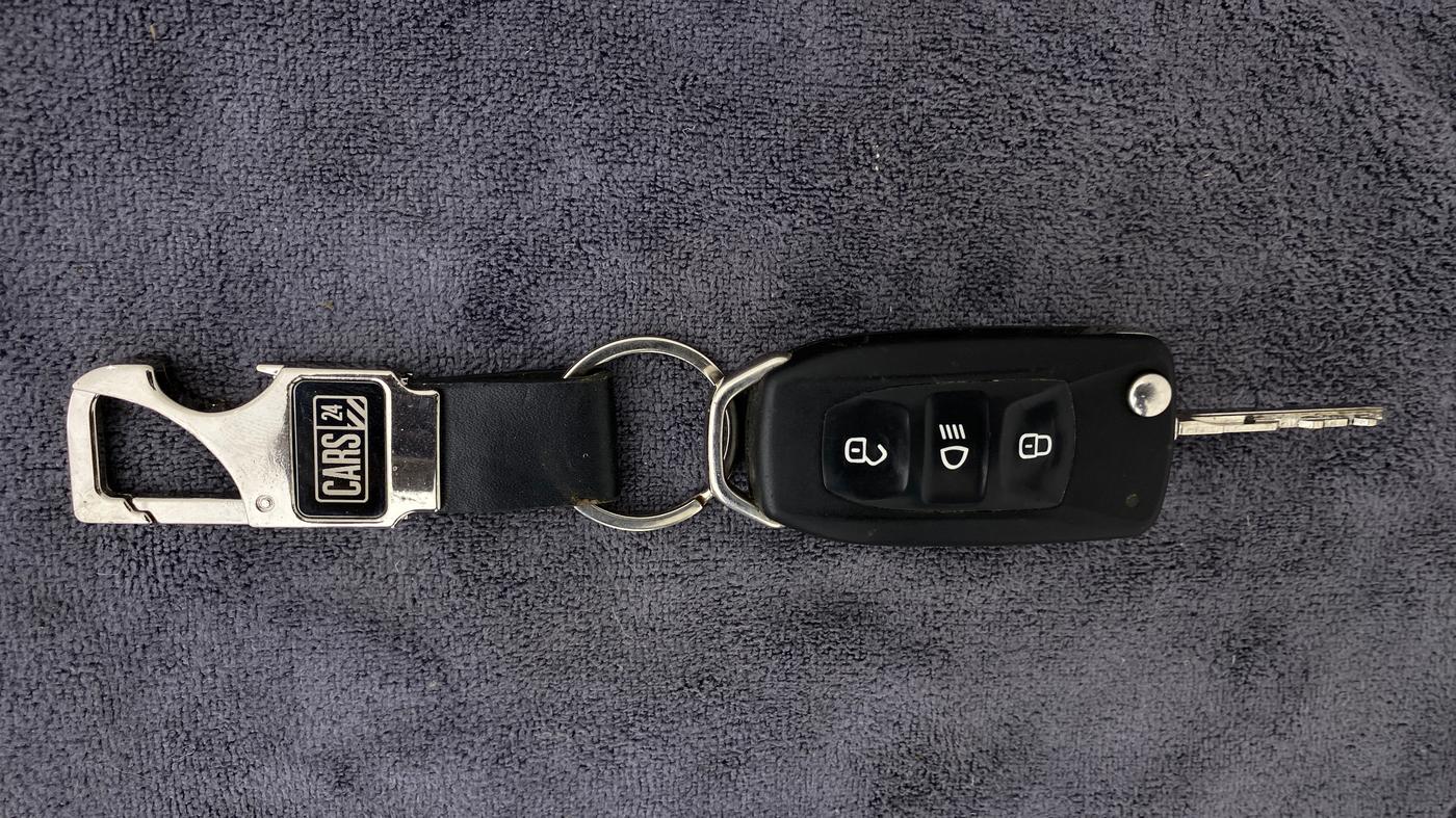 2019 Tata Tiago XZ+ 1.2 Revotron, Petrol, Manual, 19,602 km, Key Close Up