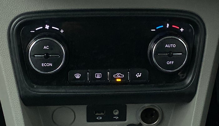 2019 Tata Tiago XZ+ 1.2 Revotron, Petrol, Manual, 19,602 km, Automatic Climate Control
