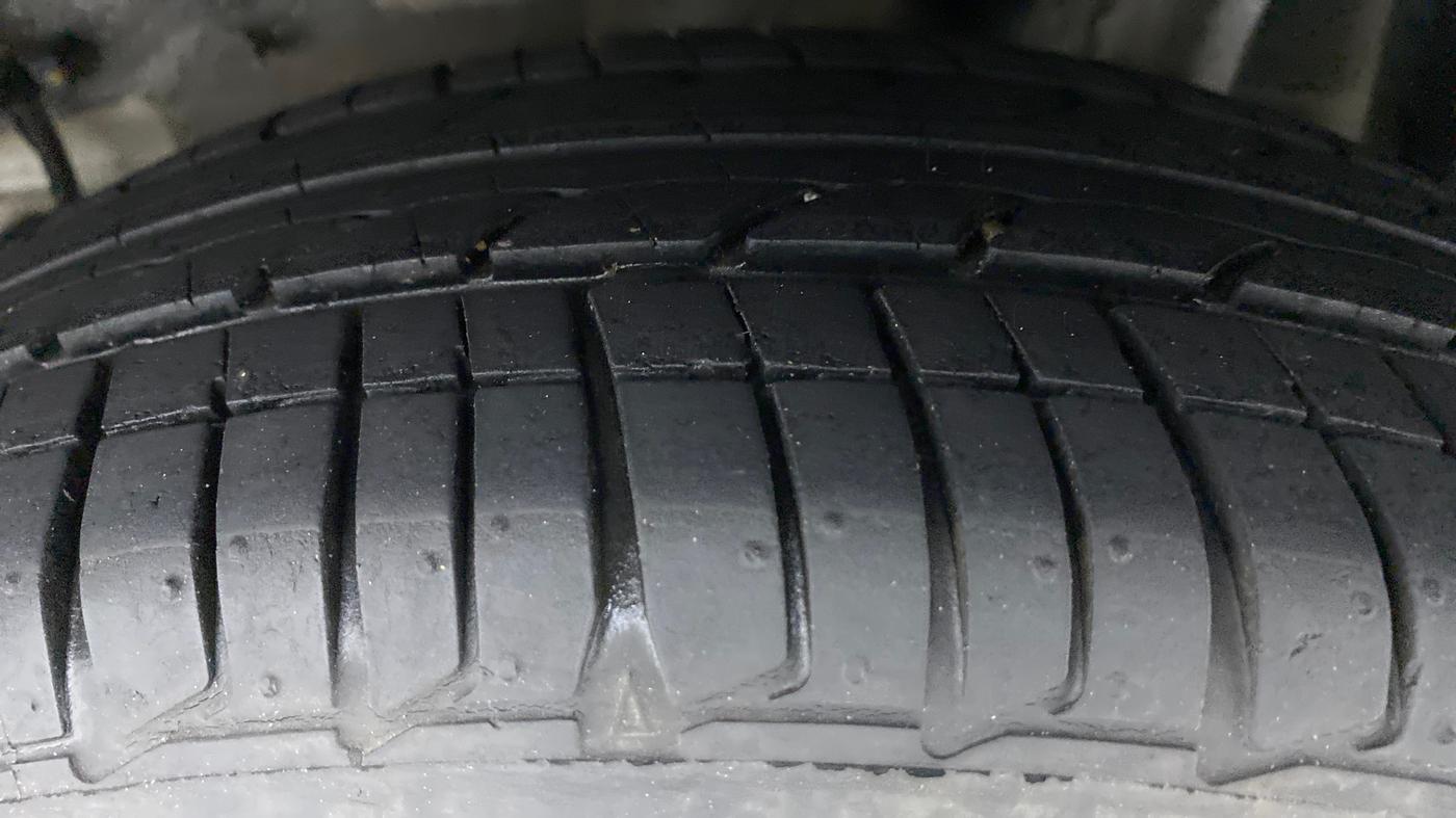 2019 Tata Tiago XZ+ 1.2 Revotron, Petrol, Manual, 19,602 km, Left Rear Tyre Tread
