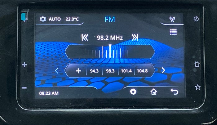 2019 Tata Tiago XZ+ 1.2 Revotron, Petrol, Manual, 19,602 km, Infotainment System