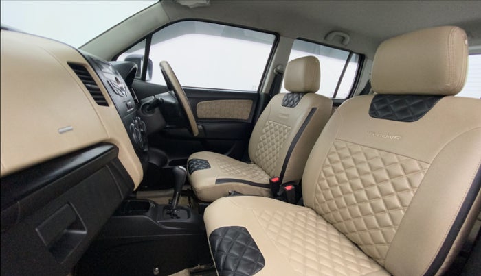 2017 Maruti Wagon R 1.0 VXI AMT, Petrol, Automatic, 87,698 km, Right Side Front Door Cabin