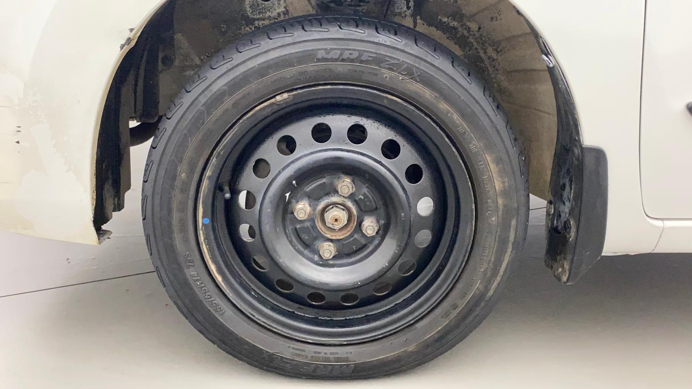2017 Maruti Wagon R 1.0 VXI AMT, Petrol, Automatic, 87,698 km, Left Front Wheel