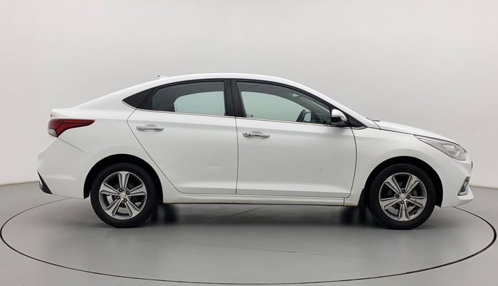 2017 Hyundai Verna 1.6 VTVT SX (O) AT, Petrol, Automatic, 64,423 km, Right Side View