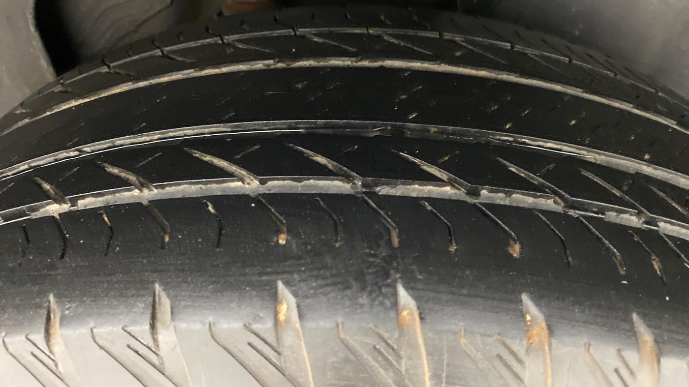 2021 Tata Safari XZ+ 2.0 KRYOTEC, Diesel, Manual, 56,710 km, Left Rear Tyre Tread