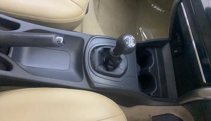 2021 Honda City 1.5L I-VTEC SV, Petrol, Manual, 61,911 km, Gear Lever