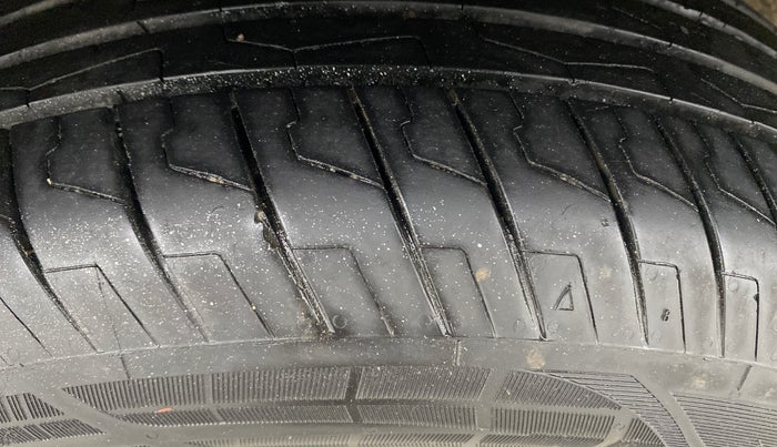 2015 Ford Ecosport TREND 1.5L DIESEL, Diesel, Manual, 74,557 km, Right Rear Tyre Tread