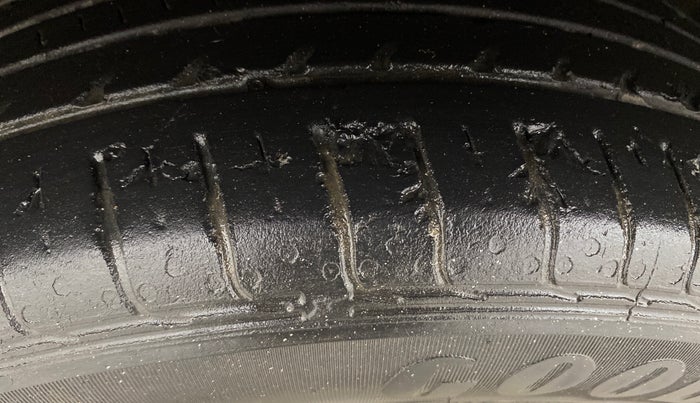 2015 Ford Ecosport TREND 1.5L DIESEL, Diesel, Manual, 74,557 km, Left Front Tyre Tread