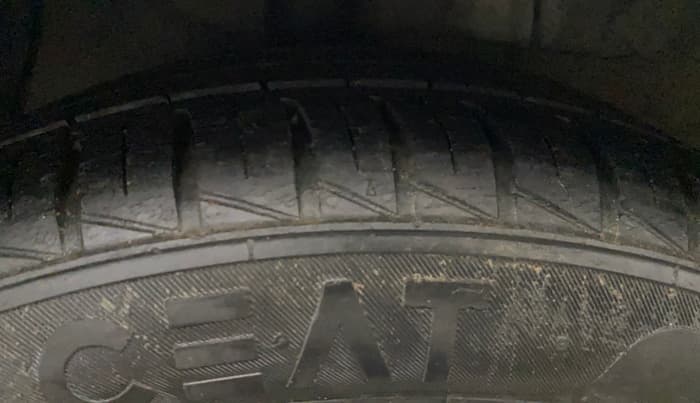 2014 Hyundai Xcent S (O) 1.2, Petrol, Manual, 68,427 km, Right Rear Tyre Tread