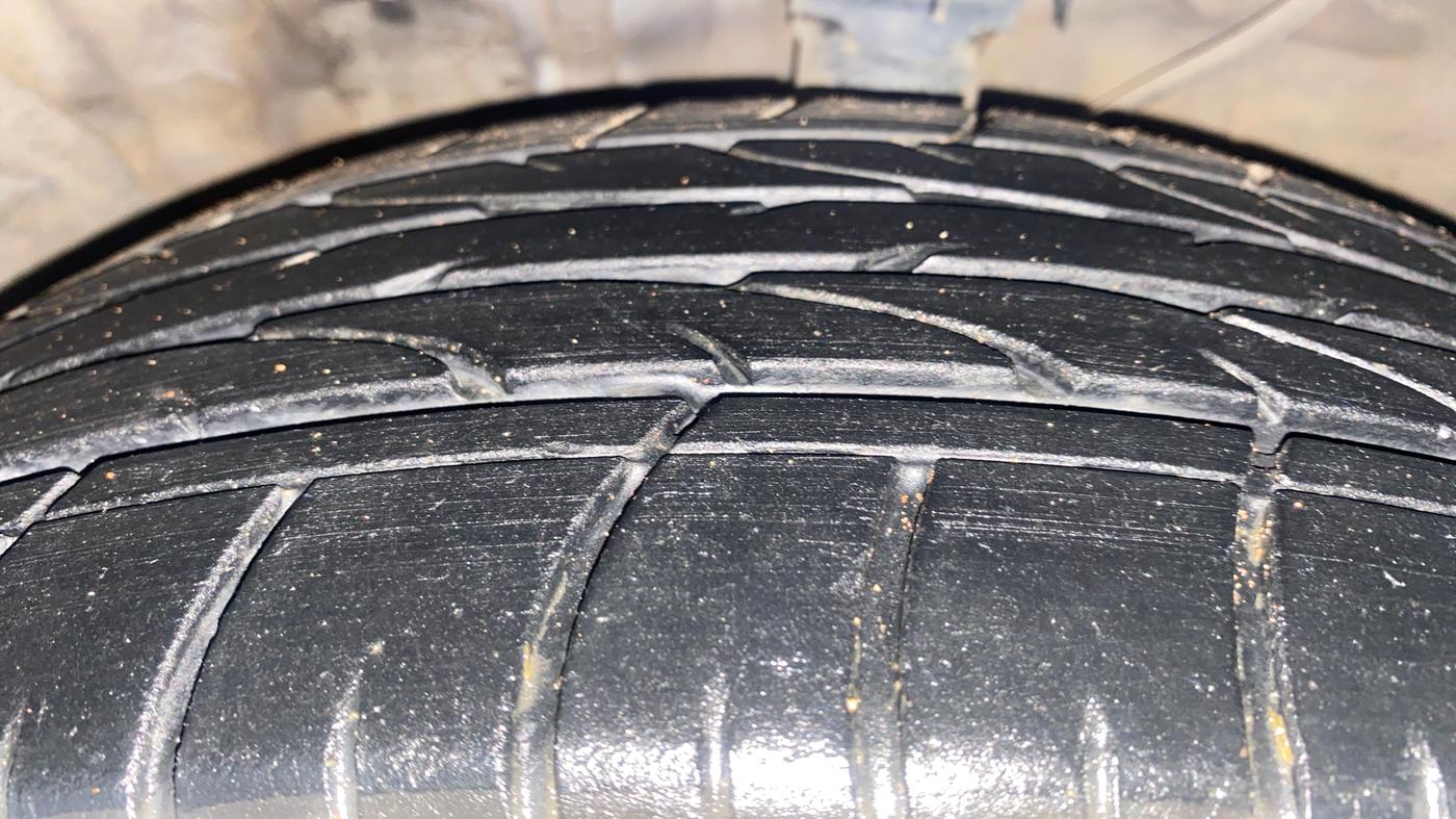 2019 Hyundai Creta SX AT 1.6 PETROL, Petrol, Automatic, 28,928 km, Left Front Tyre Tread