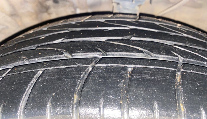 2019 Hyundai Creta SX AT 1.6 PETROL, Petrol, Automatic, 28,928 km, Left Front Tyre Tread