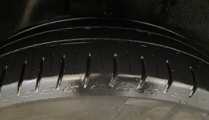 2023 Tata ALTROZ XZA PLUS, Petrol, Automatic, 29,124 km, Right Rear Tyre Tread