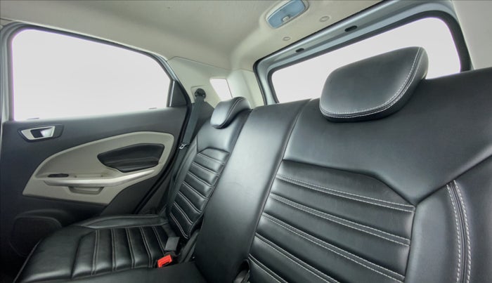 2015 Ford Ecosport 1.5 TITANIUM TI VCT AT, Petrol, Automatic, 90,108 km, Right Side Rear Door Cabin